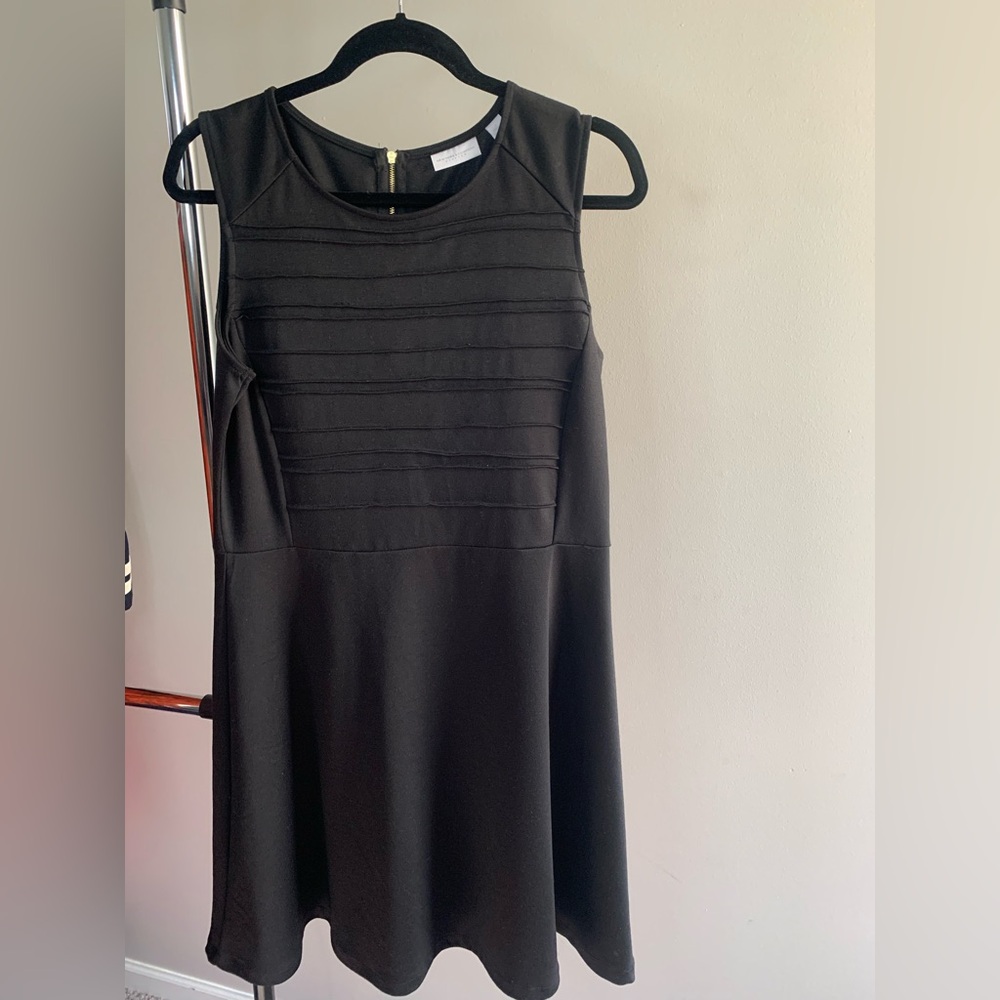 Black Sleeveless Dress